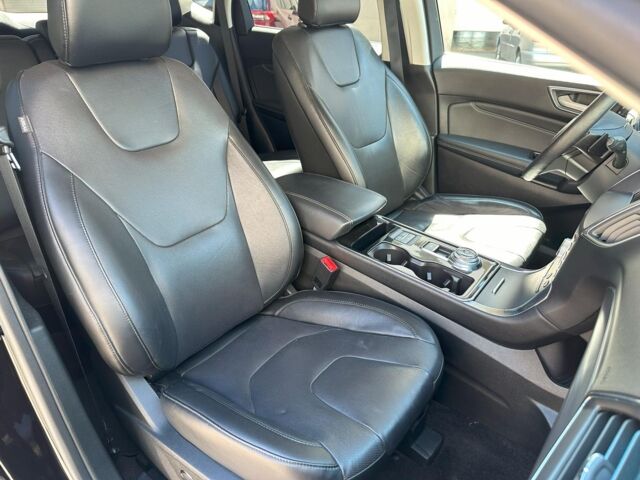 Чорний Форд Едж, об'ємом двигуна 2 л та пробігом 60 тис. км за 21490 $, фото 29 на Automoto.ua