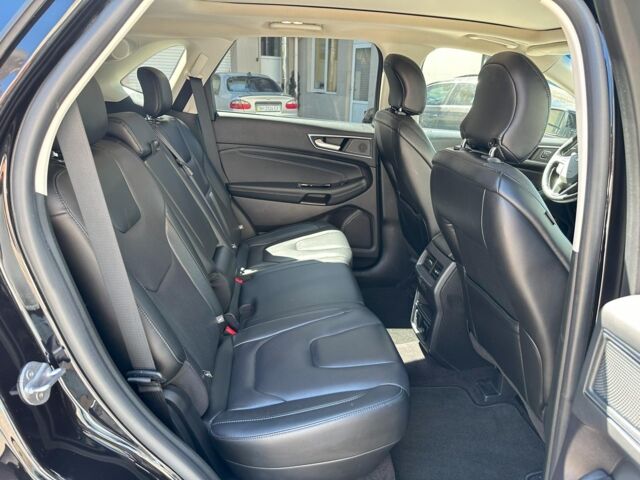 Чорний Форд Едж, об'ємом двигуна 2 л та пробігом 60 тис. км за 21490 $, фото 24 на Automoto.ua