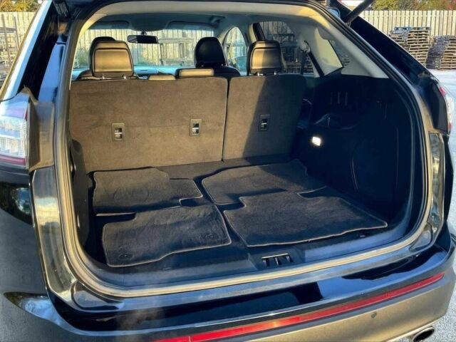 Чорний Форд Едж, об'ємом двигуна 2 л та пробігом 33 тис. км за 8000 $, фото 12 на Automoto.ua