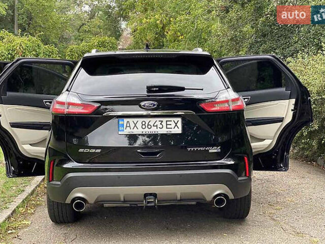 Чорний Форд Едж, об'ємом двигуна 2 л та пробігом 91 тис. км за 16899 $, фото 9 на Automoto.ua