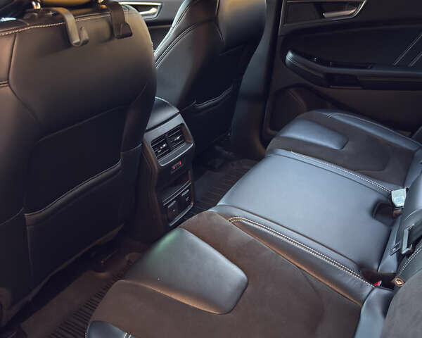 Чорний Форд Едж, об'ємом двигуна 2.7 л та пробігом 68 тис. км за 24500 $, фото 16 на Automoto.ua