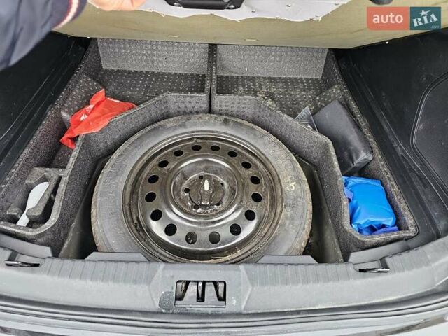 Черный Форд Эдж, объемом двигателя 2 л и пробегом 136 тыс. км за 19700 $, фото 12 на Automoto.ua
