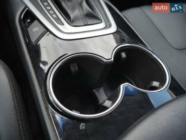 Черный Форд Эдж, объемом двигателя 2 л и пробегом 128 тыс. км за 2600 $, фото 27 на Automoto.ua