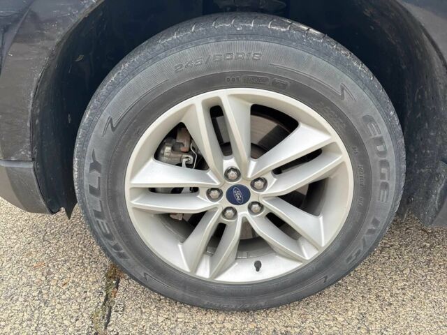 Черный Форд Эдж, объемом двигателя 2 л и пробегом 31 тыс. км за 3400 $, фото 8 на Automoto.ua