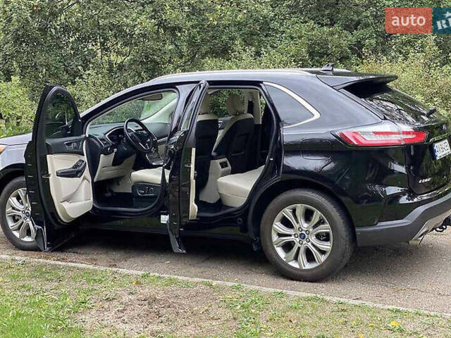 Чорний Форд Едж, об'ємом двигуна 2 л та пробігом 91 тис. км за 16899 $, фото 15 на Automoto.ua
