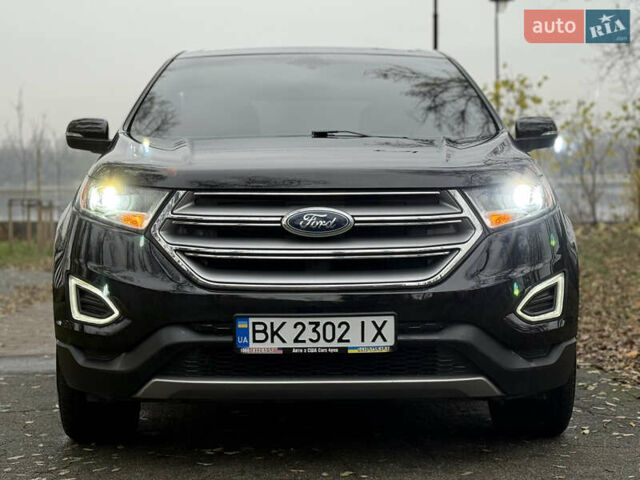 Черный Форд Эдж, объемом двигателя 2 л и пробегом 168 тыс. км за 14700 $, фото 10 на Automoto.ua