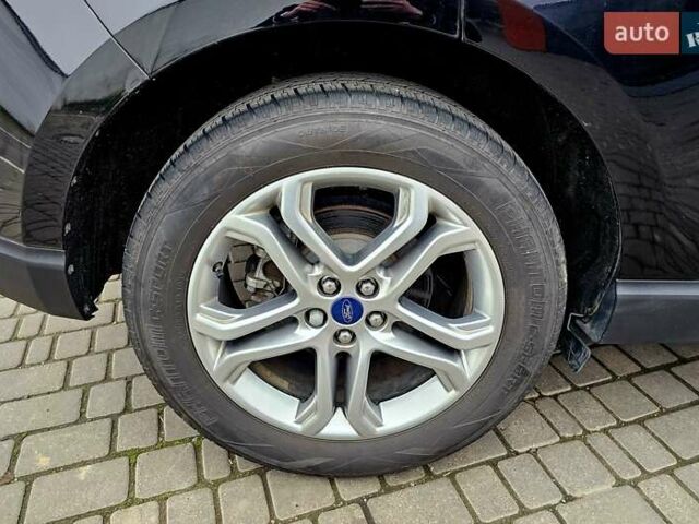 Черный Форд Эдж, объемом двигателя 2 л и пробегом 136 тыс. км за 19700 $, фото 8 на Automoto.ua