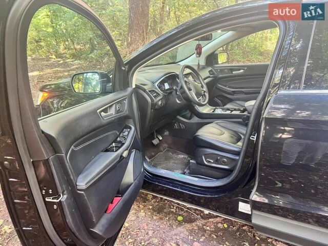 Чорний Форд Едж, об'ємом двигуна 2 л та пробігом 94 тис. км за 18000 $, фото 8 на Automoto.ua