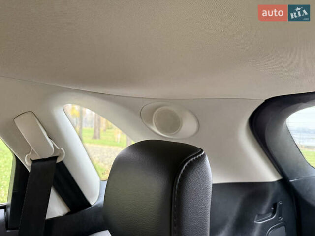 Черный Форд Эдж, объемом двигателя 2 л и пробегом 168 тыс. км за 14700 $, фото 44 на Automoto.ua