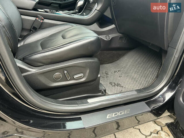Черный Форд Эдж, объемом двигателя 3.5 л и пробегом 165 тыс. км за 17200 $, фото 47 на Automoto.ua