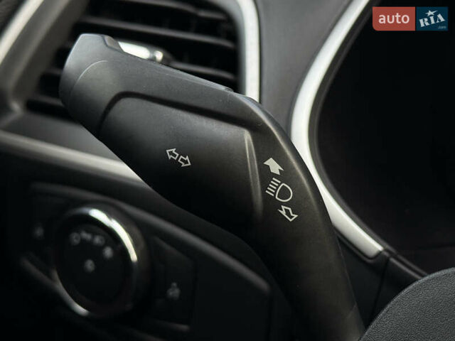 Черный Форд Эдж, объемом двигателя 2 л и пробегом 150 тыс. км за 15950 $, фото 51 на Automoto.ua