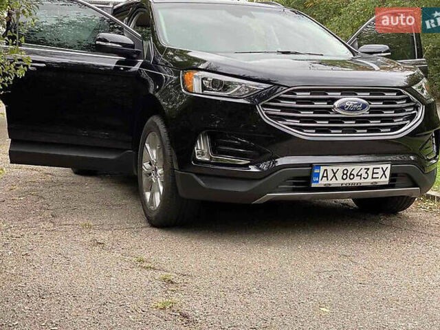 Чорний Форд Едж, об'ємом двигуна 2 л та пробігом 91 тис. км за 16899 $, фото 2 на Automoto.ua