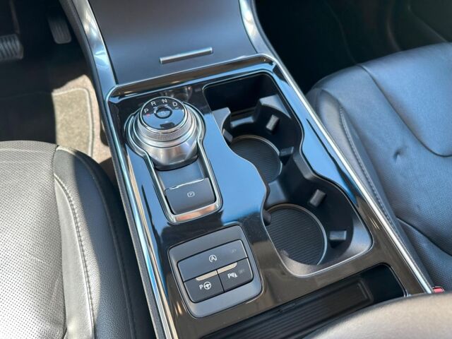 Чорний Форд Едж, об'ємом двигуна 2 л та пробігом 60 тис. км за 21490 $, фото 5 на Automoto.ua