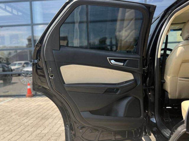 Черный Форд Эдж, объемом двигателя 2 л и пробегом 106 тыс. км за 16700 $, фото 18 на Automoto.ua