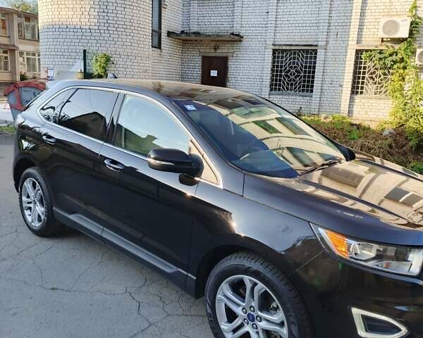 Черный Форд Эдж, объемом двигателя 2 л и пробегом 284 тыс. км за 16000 $, фото 1 на Automoto.ua