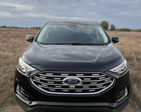 Черный Форд Эдж, объемом двигателя 2 л и пробегом 137 тыс. км за 27500 $, фото 3 на Automoto.ua