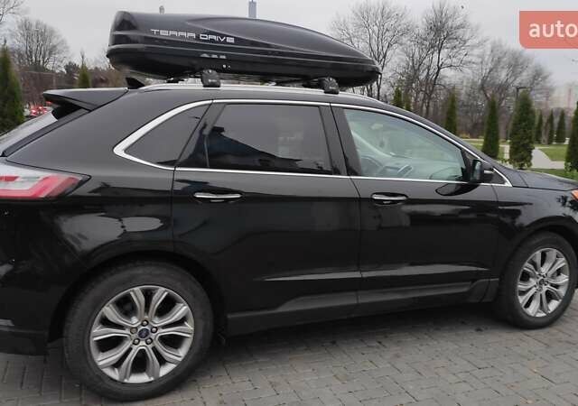 Чорний Форд Едж, об'ємом двигуна 2 л та пробігом 57 тис. км за 24700 $, фото 3 на Automoto.ua