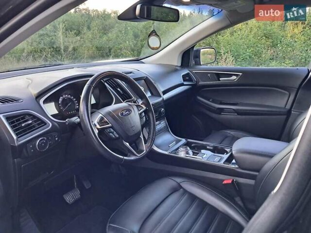 Чорний Форд Едж, об'ємом двигуна 2 л та пробігом 150 тис. км за 24900 $, фото 3 на Automoto.ua