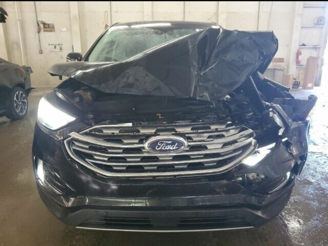 Чорний Форд Едж, об'ємом двигуна 2 л та пробігом 165 тис. км за 10800 $, фото 4 на Automoto.ua