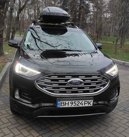 Чорний Форд Едж, об'ємом двигуна 2 л та пробігом 57 тис. км за 24700 $, фото 1 на Automoto.ua