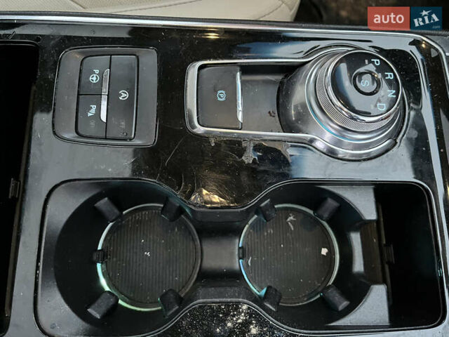 Чорний Форд Едж, об'ємом двигуна 2 л та пробігом 153 тис. км за 13700 $, фото 13 на Automoto.ua