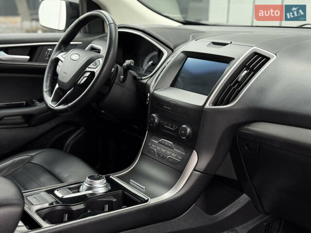 Черный Форд Эдж, объемом двигателя 2 л и пробегом 276 тыс. км за 14300 $, фото 37 на Automoto.ua