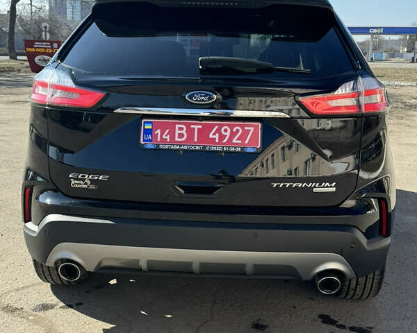 Черный Форд Эдж, объемом двигателя 2 л и пробегом 13 тыс. км за 23999 $, фото 6 на Automoto.ua