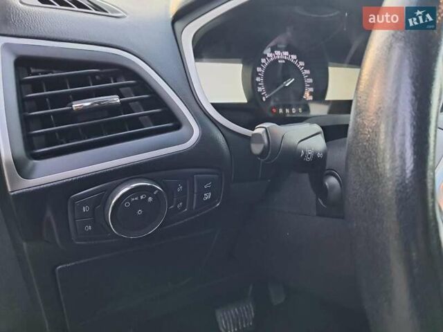 Чорний Форд Едж, об'ємом двигуна 2 л та пробігом 150 тис. км за 24900 $, фото 14 на Automoto.ua