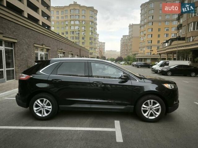 Черный Форд Эдж, объемом двигателя 2 л и пробегом 238 тыс. км за 15900 $, фото 3 на Automoto.ua