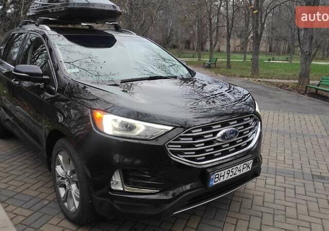 Чорний Форд Едж, об'ємом двигуна 2 л та пробігом 57 тис. км за 24700 $, фото 2 на Automoto.ua