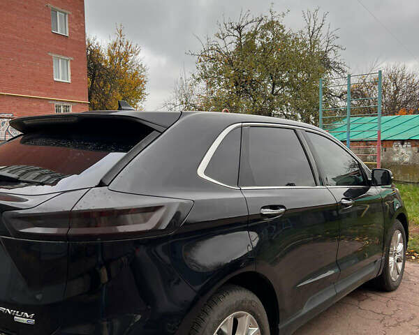 Черный Форд Эдж, объемом двигателя 2 л и пробегом 146 тыс. км за 22500 $, фото 2 на Automoto.ua