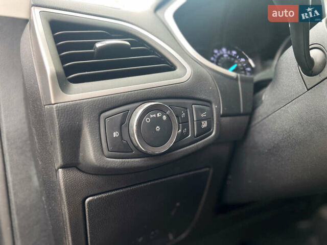 Черный Форд Эдж, объемом двигателя 2 л и пробегом 85 тыс. км за 20700 $, фото 25 на Automoto.ua