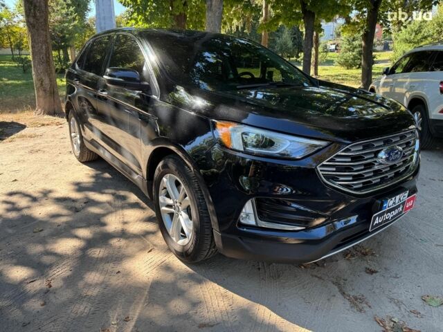 Чорний Форд Едж, об'ємом двигуна 2 л та пробігом 130 тис. км за 21690 $, фото 3 на Automoto.ua