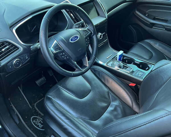 Черный Форд Эдж, объемом двигателя 2 л и пробегом 146 тыс. км за 22500 $, фото 11 на Automoto.ua