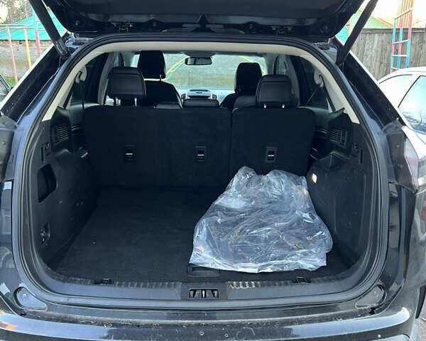 Черный Форд Эдж, объемом двигателя 2 л и пробегом 146 тыс. км за 22500 $, фото 10 на Automoto.ua