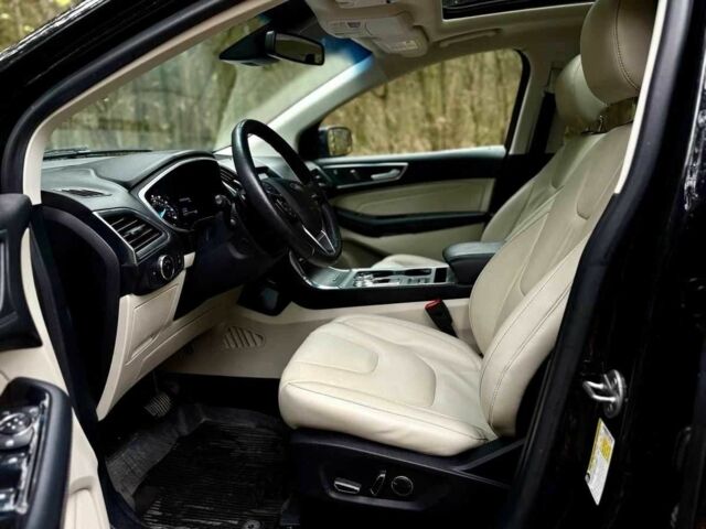 Черный Форд Эдж, объемом двигателя 2 л и пробегом 88 тыс. км за 17000 $, фото 6 на Automoto.ua