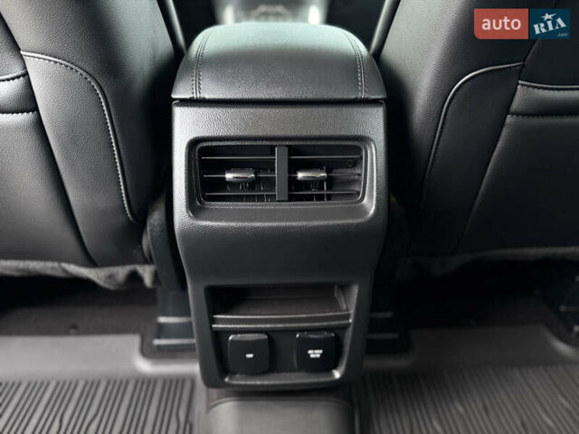 Черный Форд Эдж, объемом двигателя 2 л и пробегом 276 тыс. км за 14000 $, фото 39 на Automoto.ua