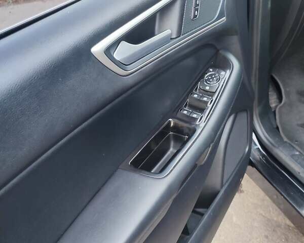 Чорний Форд Едж, об'ємом двигуна 2 л та пробігом 173 тис. км за 17800 $, фото 10 на Automoto.ua