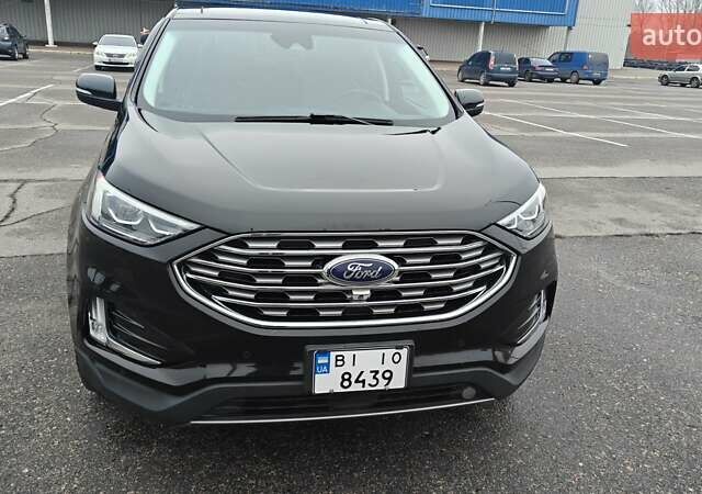 Черный Форд Эдж, объемом двигателя 2 л и пробегом 80 тыс. км за 18500 $, фото 1 на Automoto.ua