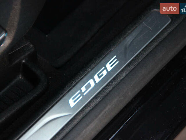 Черный Форд Эдж, объемом двигателя 2 л и пробегом 86 тыс. км за 24900 $, фото 38 на Automoto.ua