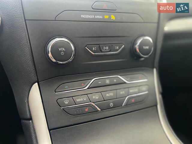 Черный Форд Эдж, объемом двигателя 2 л и пробегом 85 тыс. км за 20700 $, фото 34 на Automoto.ua