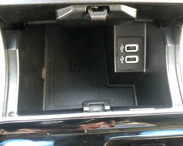 Черный Форд Эдж, объемом двигателя 2 л и пробегом 80 тыс. км за 18500 $, фото 5 на Automoto.ua