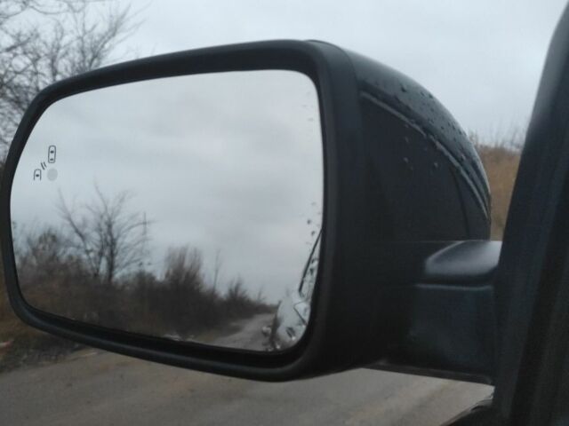 Чорний Форд Едж, об'ємом двигуна 2 л та пробігом 165 тис. км за 19200 $, фото 5 на Automoto.ua