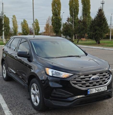 Черный Форд Эдж, объемом двигателя 2 л и пробегом 92 тыс. км за 17850 $, фото 4 на Automoto.ua