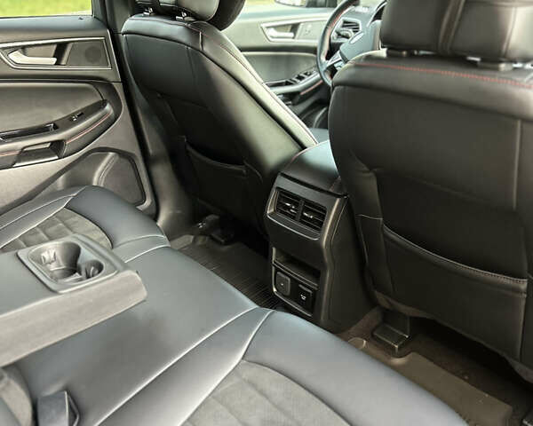 Чорний Форд Едж, об'ємом двигуна 2 л та пробігом 112 тис. км за 23500 $, фото 26 на Automoto.ua