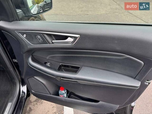 Чорний Форд Едж, об'ємом двигуна 2 л та пробігом 107 тис. км за 18750 $, фото 14 на Automoto.ua