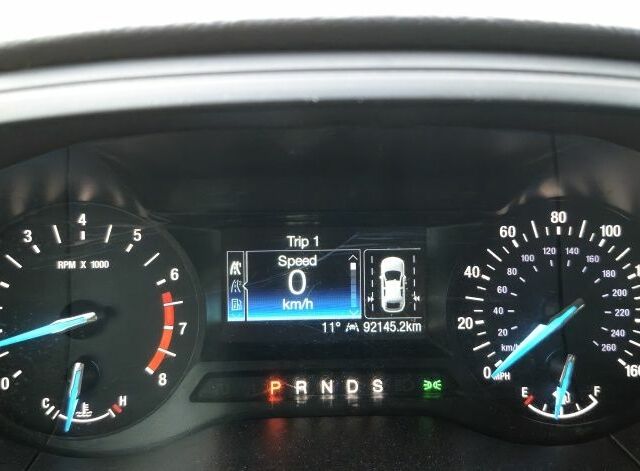 Черный Форд Эдж, объемом двигателя 2 л и пробегом 92 тыс. км за 17850 $, фото 7 на Automoto.ua