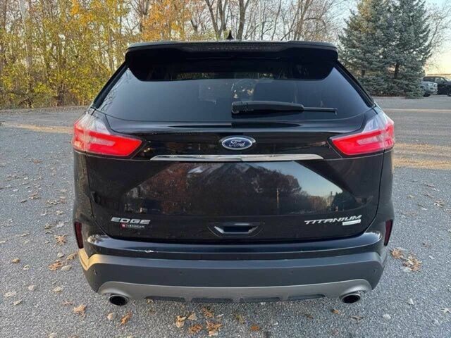 Чорний Форд Едж, об'ємом двигуна 2 л та пробігом 49 тис. км за 13200 $, фото 4 на Automoto.ua