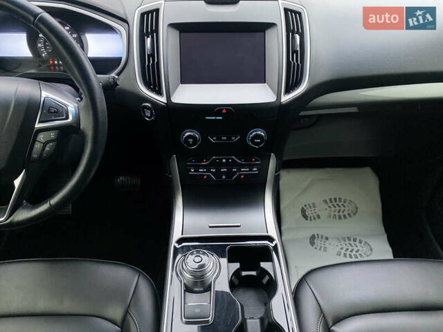 Чорний Форд Едж, об'ємом двигуна 2 л та пробігом 136 тис. км за 17400 $, фото 22 на Automoto.ua