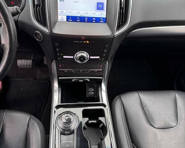 Чорний Форд Едж, об'ємом двигуна 2 л та пробігом 107 тис. км за 18750 $, фото 19 на Automoto.ua